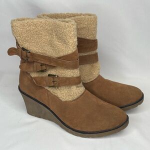Women's Tan Suede Wedge Shearling Ankle Boots